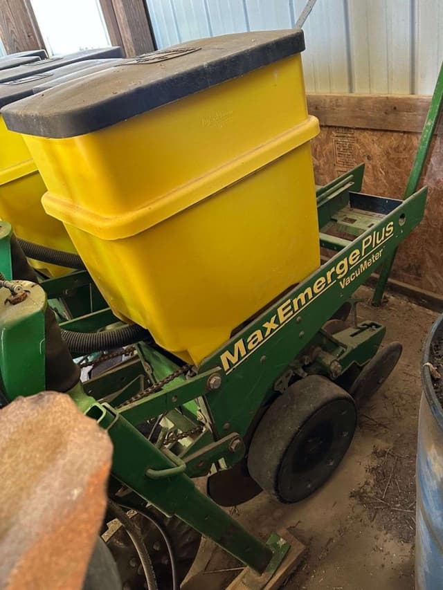 Image of John Deere 1780 equipment image 4