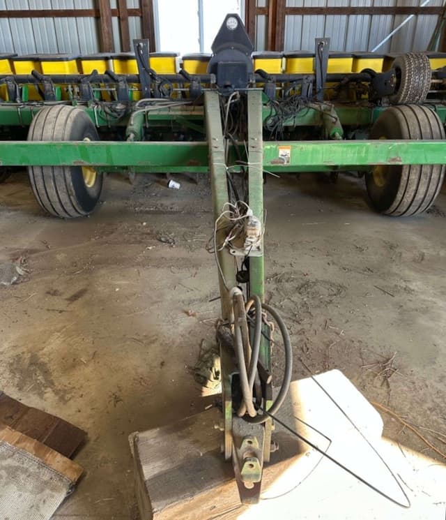 Image of John Deere 1780 equipment image 1