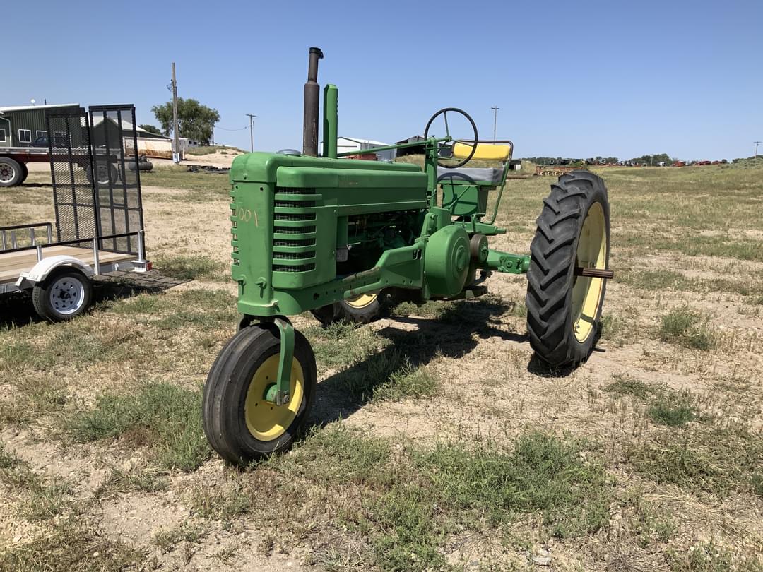 Image of John Deere B Primary image