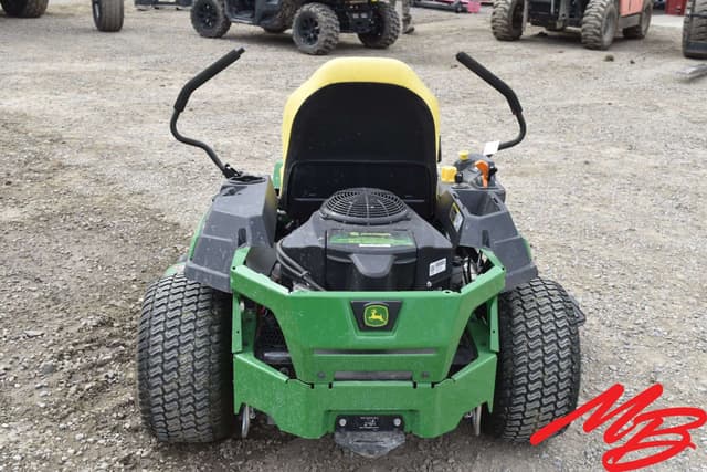 Image of John Deere Z330M equipment image 3