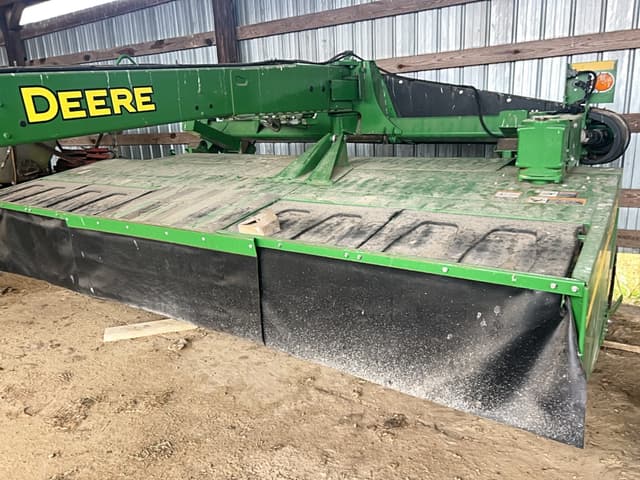 Image of John Deere 946 equipment image 2