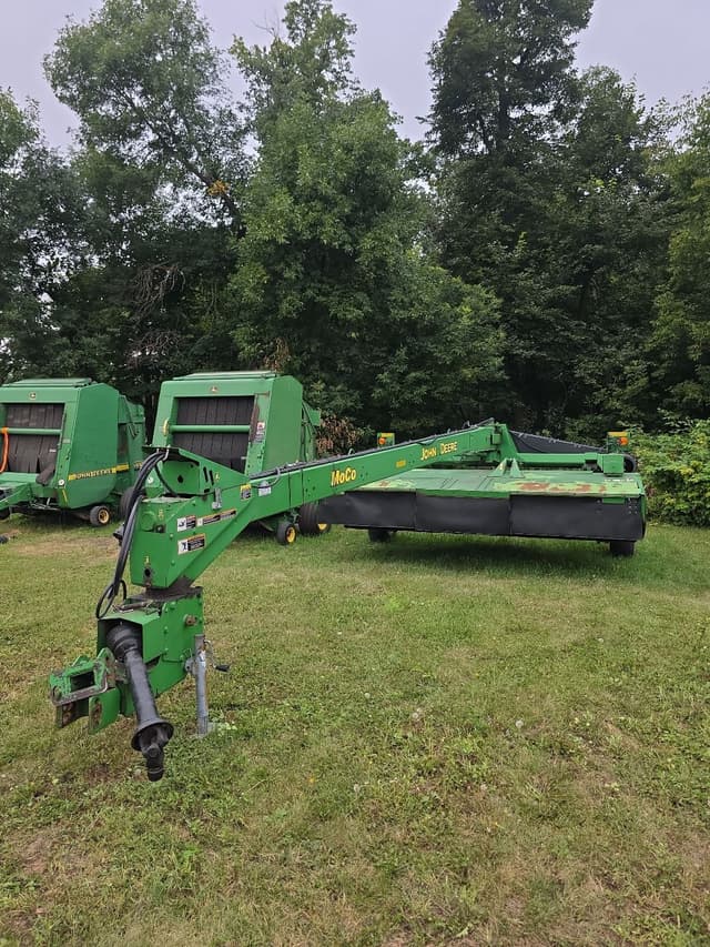 Image of John Deere 946 equipment image 2