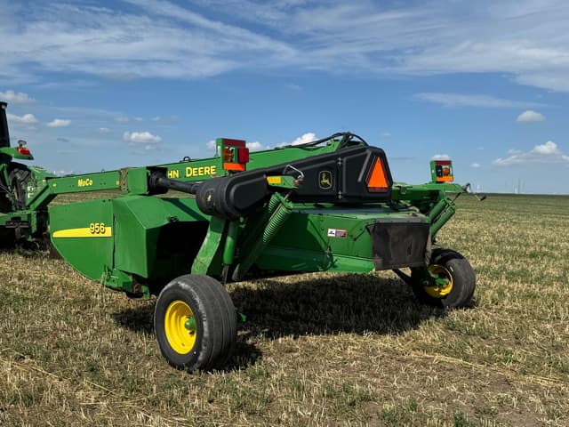 Image of John Deere 956 MoCo equipment image 3