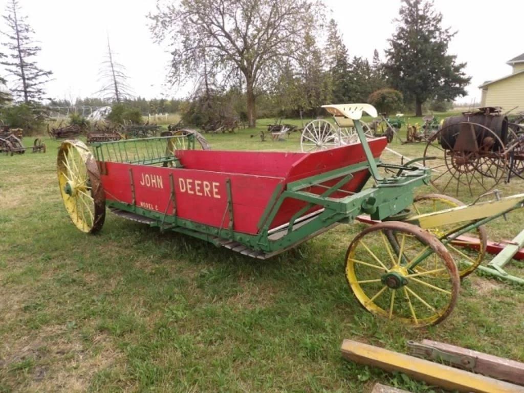 Image of John Deere C Primary image