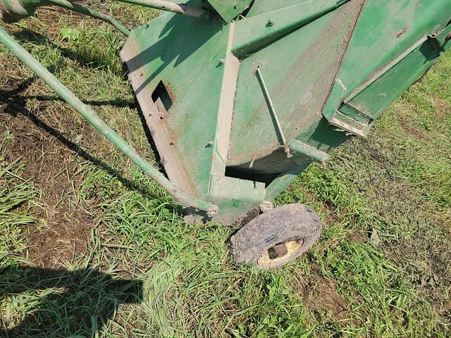 Image of John Deere 100 equipment image 4