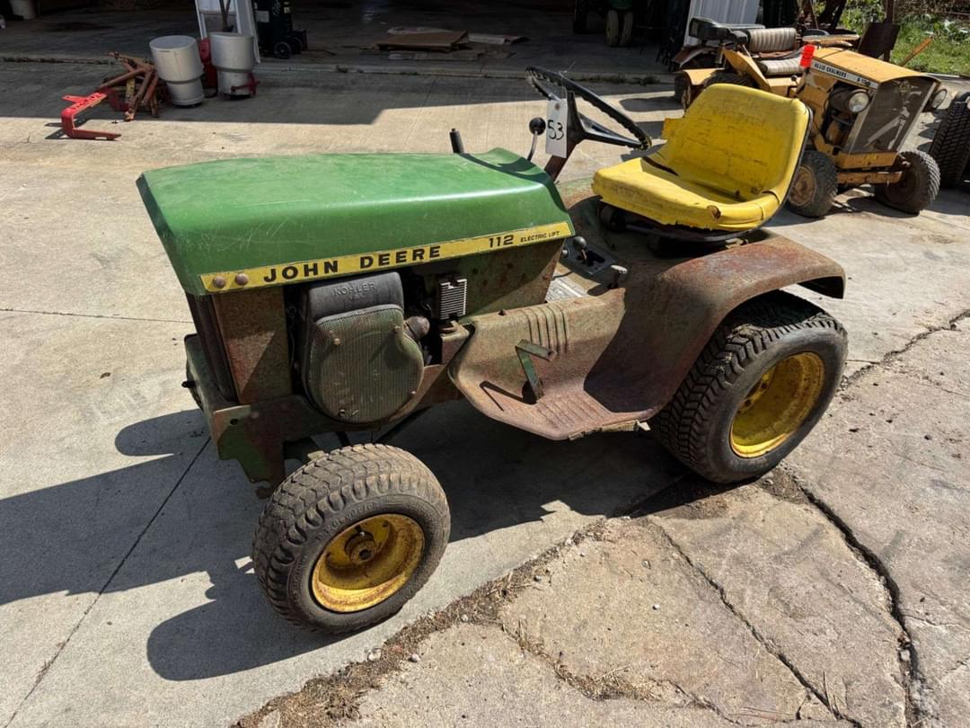 Image of John Deere 112 Primary image