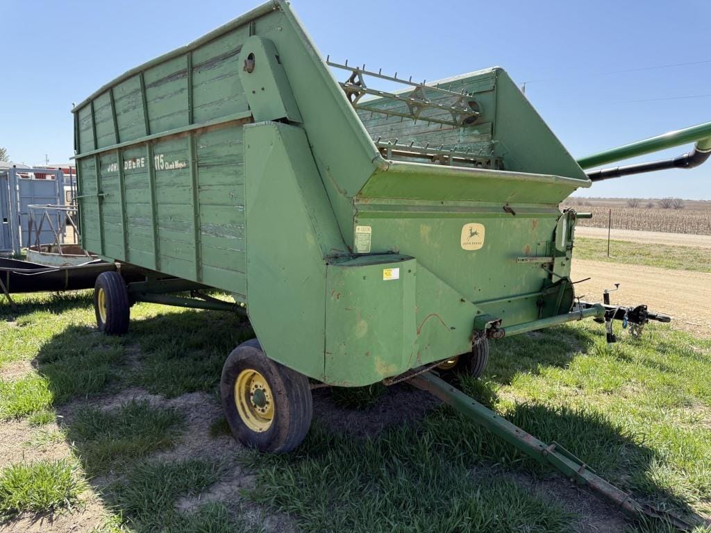 Main image John Deere 115