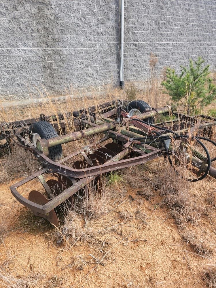 Image of John Deere Undetermined Image 1