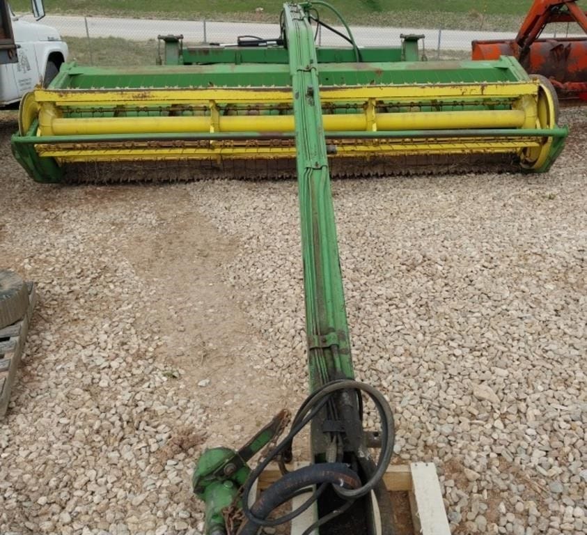 John Deere 1380 Equipment Image0