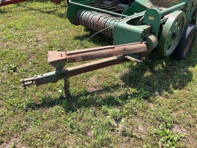 Image of John Deere 14T equipment image 3