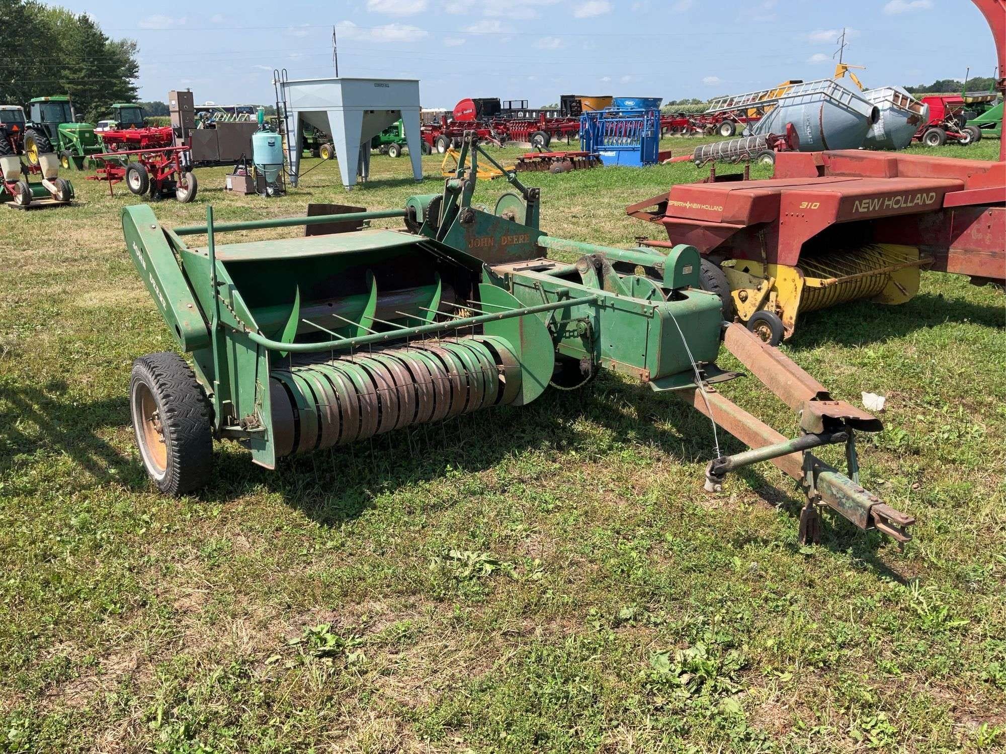 John Deere 14T Equipment Image0