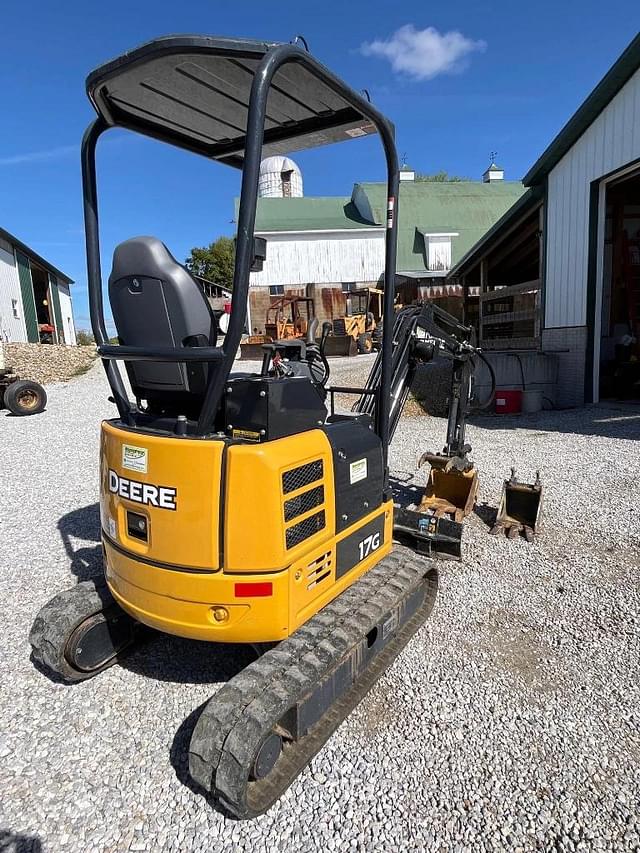 Image of John Deere 17G equipment image 4