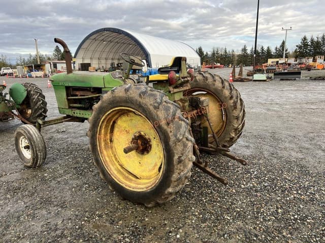 Image of John Deere 2010 equipment image 4