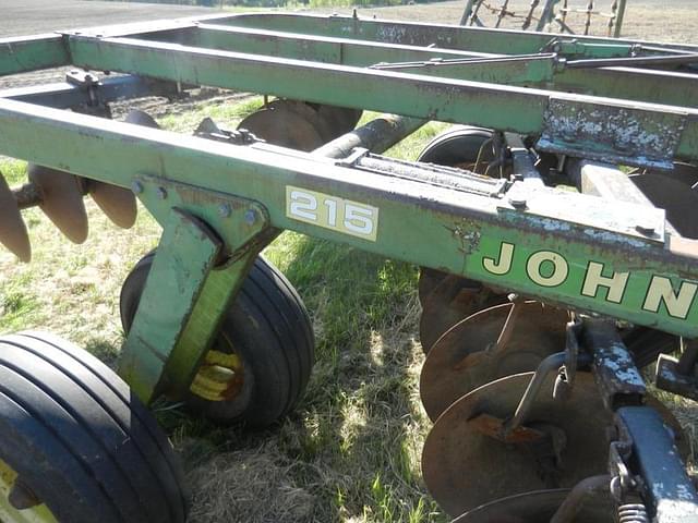 Image of John Deere 215 equipment image 1