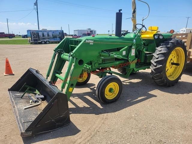 Image of John Deere 2520 equipment image 4