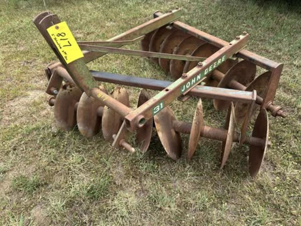 Image of John Deere 31 Image 0