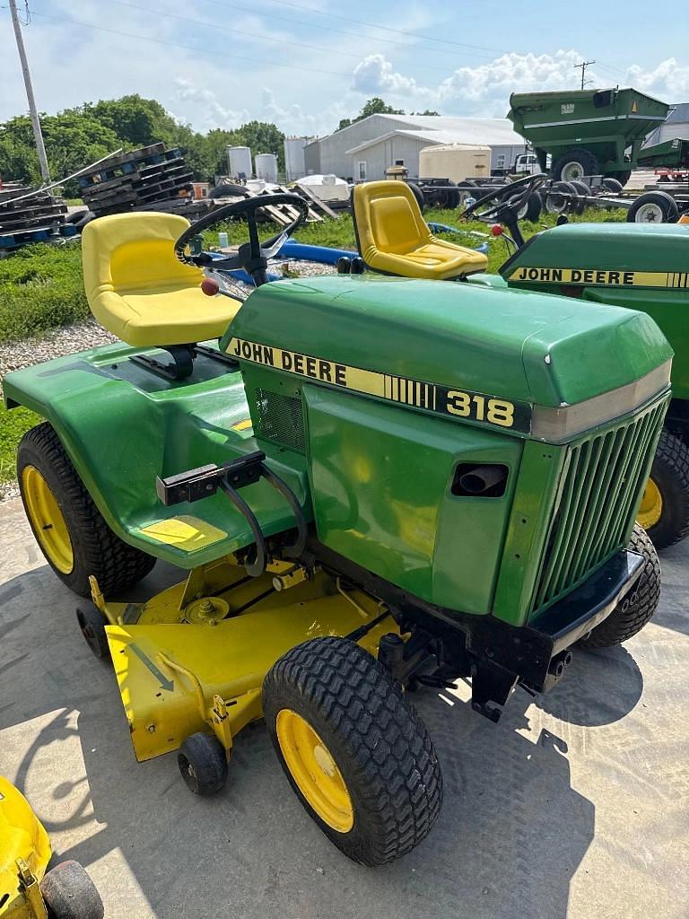 Image of John Deere 318 Image 1