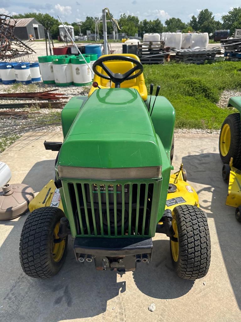 Image of John Deere 332 Image 0