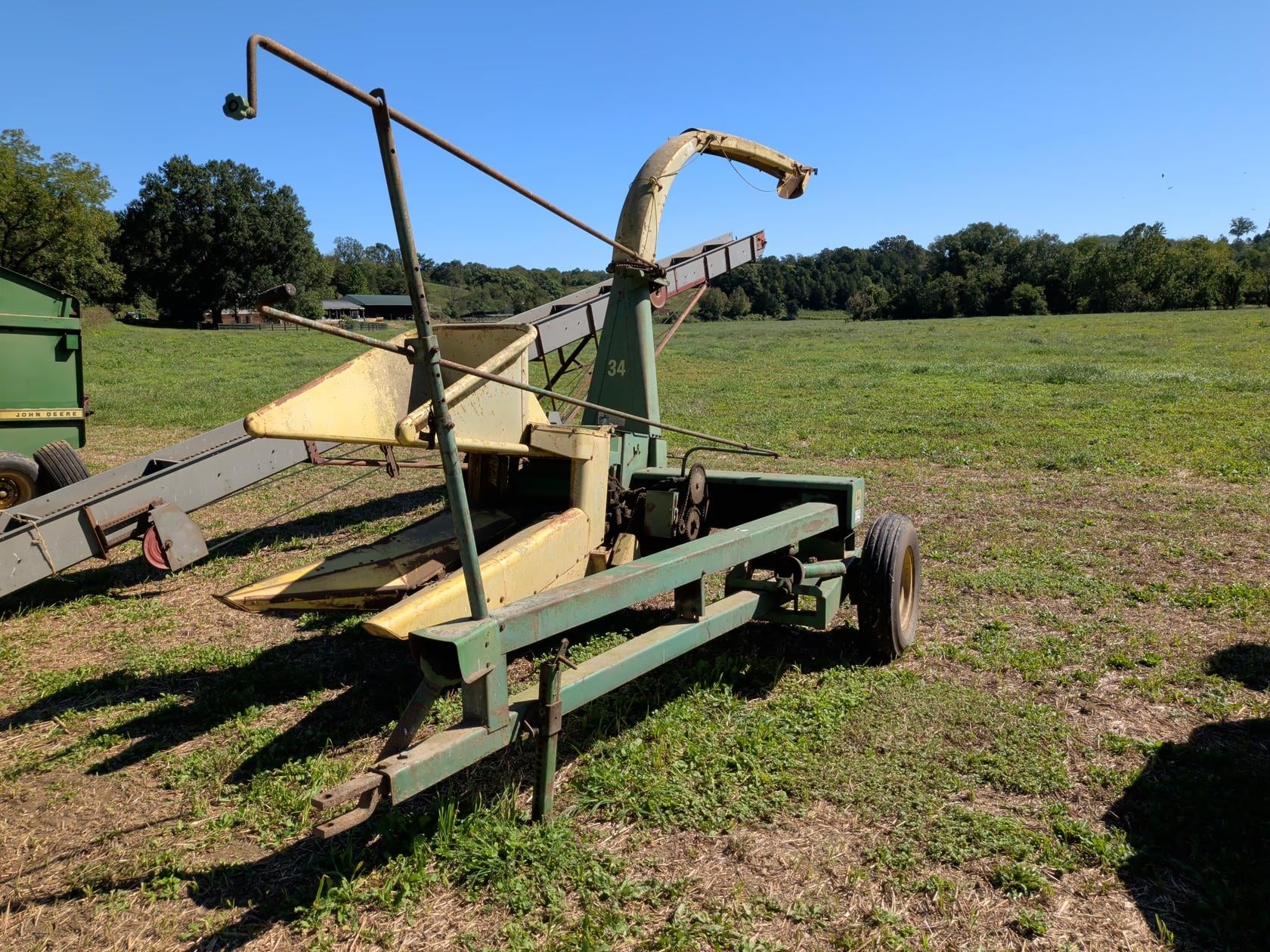 John Deere 34 Equipment Image0