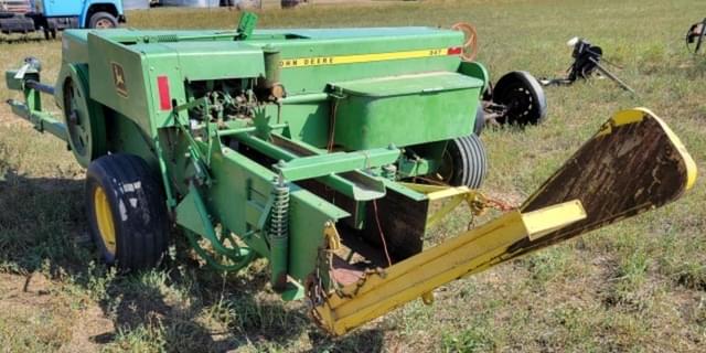 Image of John Deere 347 equipment image 2