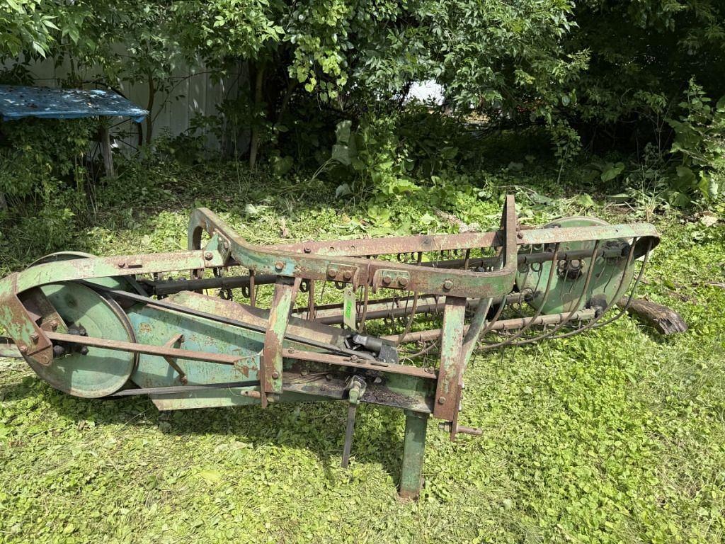 Image of John Deere 350 Primary image