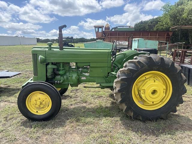 Image of John Deere 40 equipment image 1