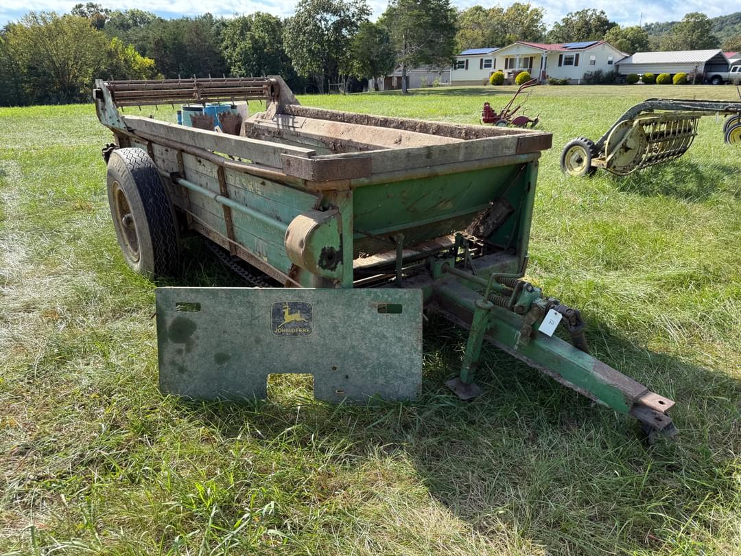 Image of John Deere 40 Image 1