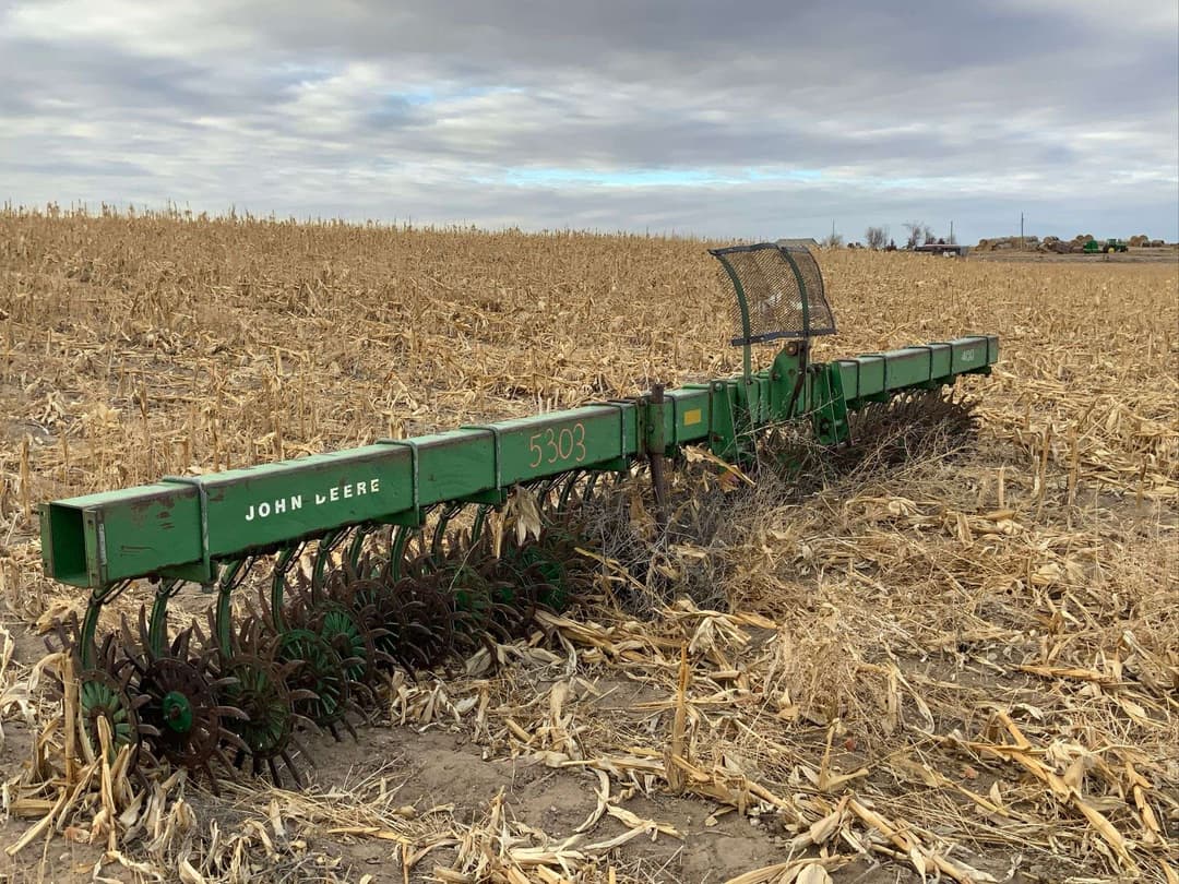 Image of John Deere 400 Primary image