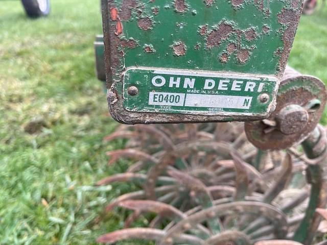 Image of John Deere E0400 equipment image 4