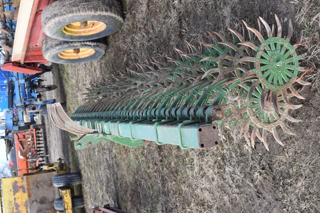 Image of John Deere 400 equipment image 1