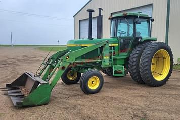 Main image John Deere 4430