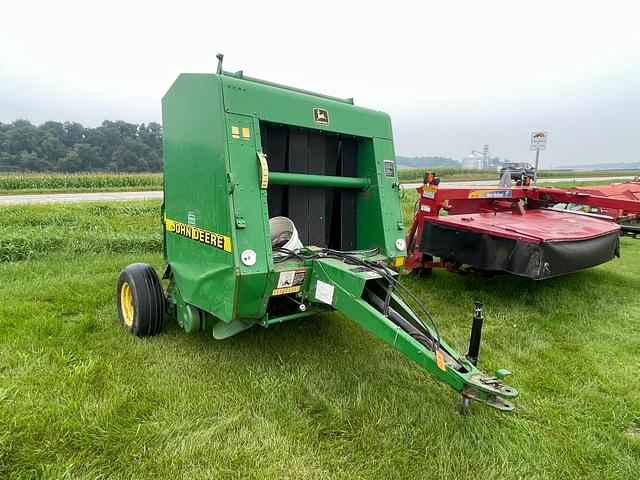 Image of John Deere 446 equipment image 2