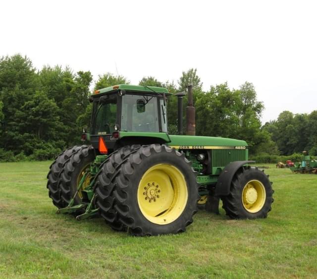 Image of John Deere 4850 equipment image 4