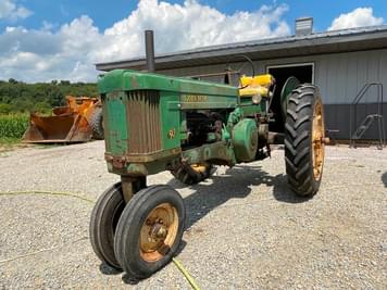 Main image John Deere 50