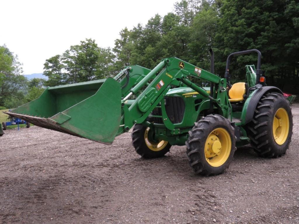 Main image John Deere 5065M