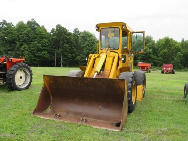 Image of John Deere 544B equipment image 4