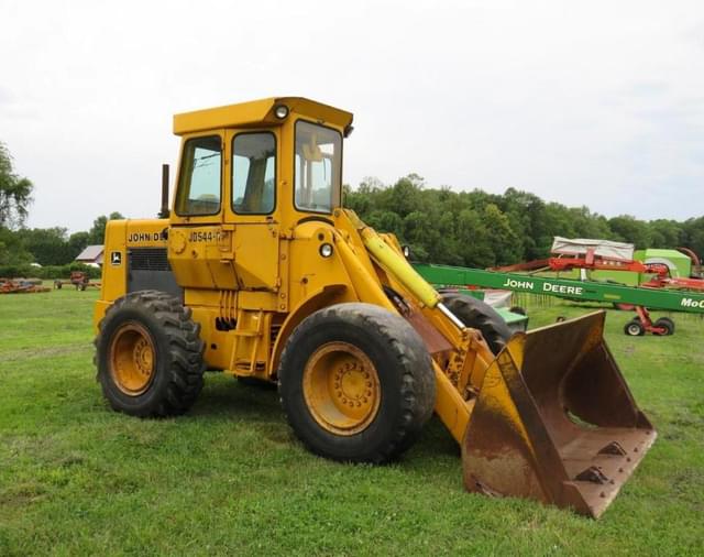 Image of John Deere 544B equipment image 2