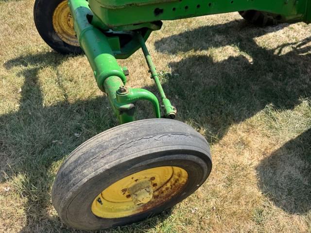 Image of John Deere 60 equipment image 1