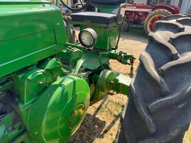 Image of John Deere 60 equipment image 3