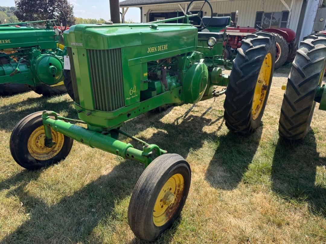 Image of John Deere 60 Primary image
