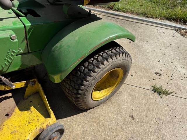 Image of John Deere 60 equipment image 4
