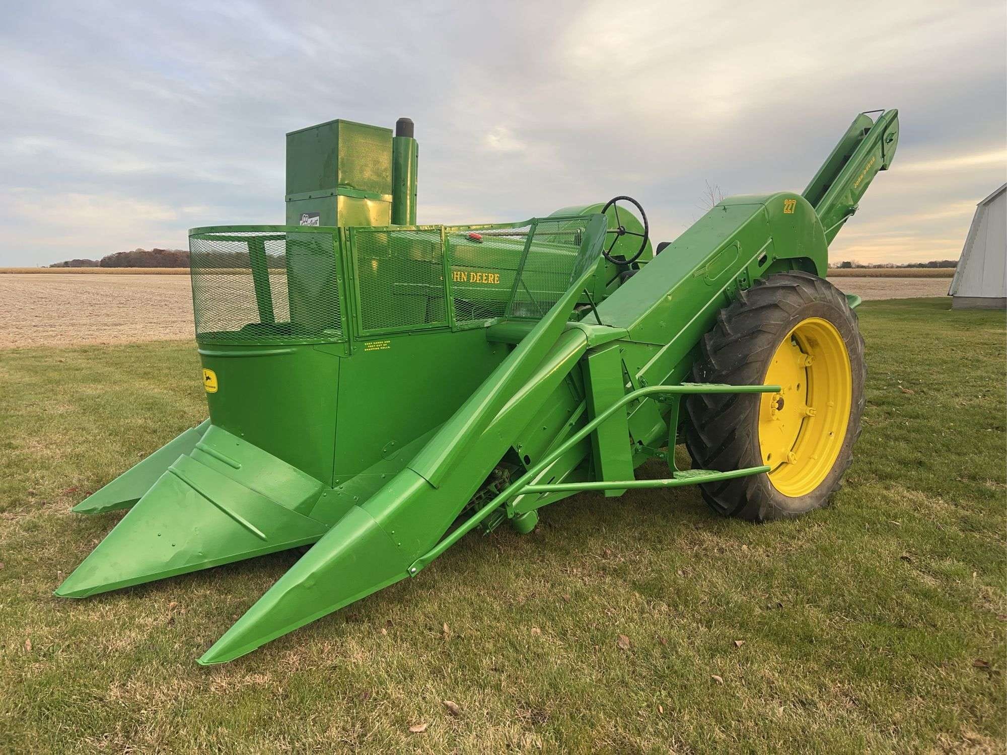 John Deere 60 Equipment Image0