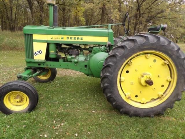 Image of John Deere 620 equipment image 2