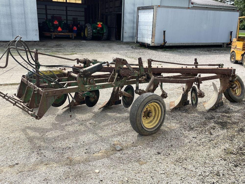 Main image John Deere F680A