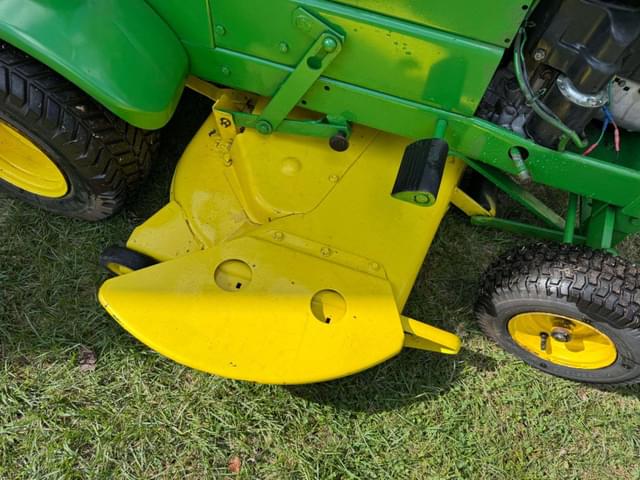 Image of John Deere 70 equipment image 2
