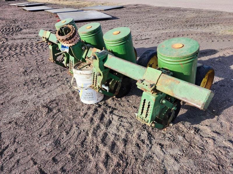 Main image John Deere 71