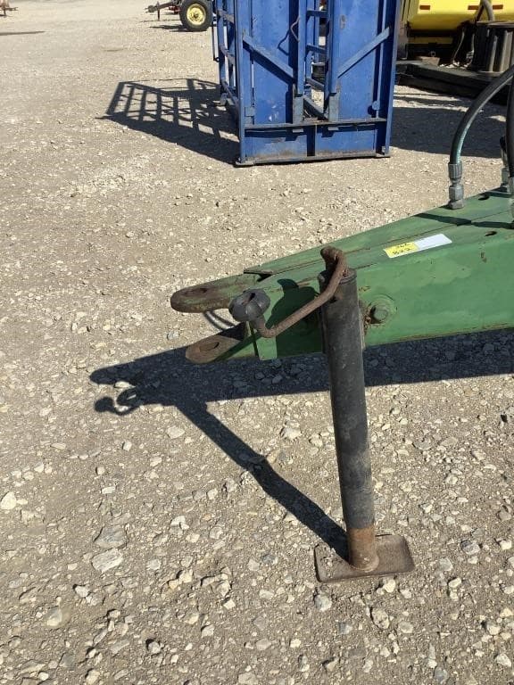 Image of John Deere 7200 equipment image 3