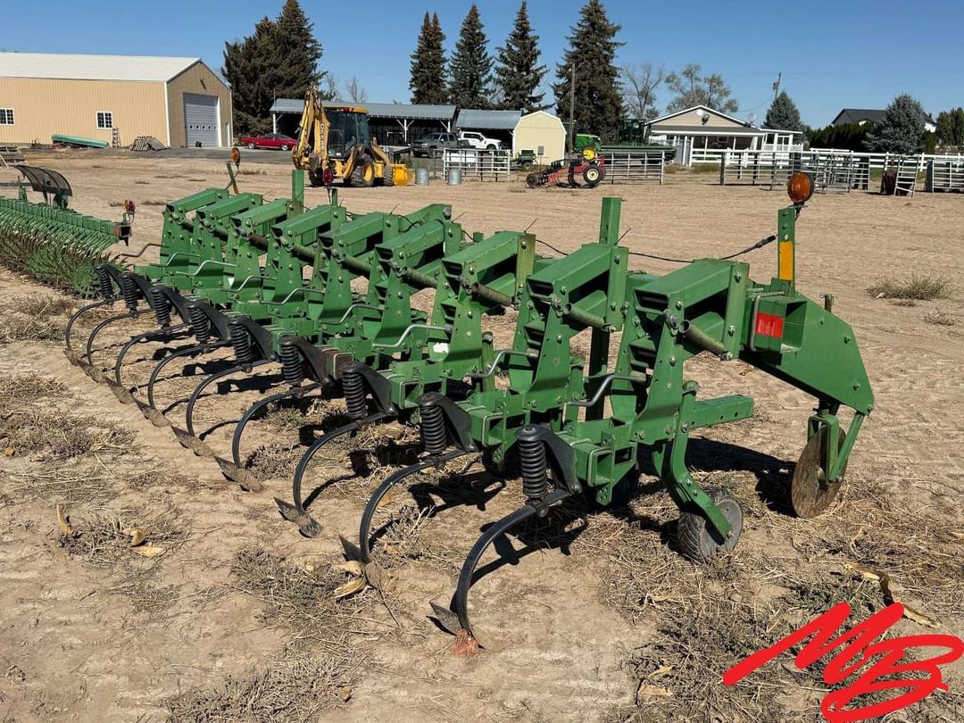 Image of John Deere 856 Primary image