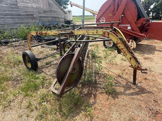Image of John Deere 896A equipment image 2