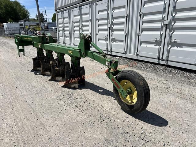 Image of John Deere 975 equipment image 2